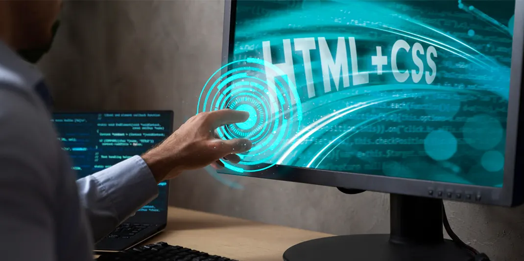 تطوير برمجيات مخصصة للشركات الصغيرة والمتوسطة: كيف يمكن لمزون دعم نمو أعمالك