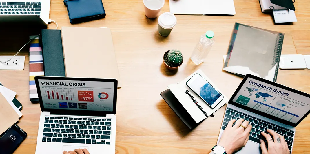 برنامج إدارة العملاء والفواتير: الحل الإداري الذي تبحث عنه شركتك